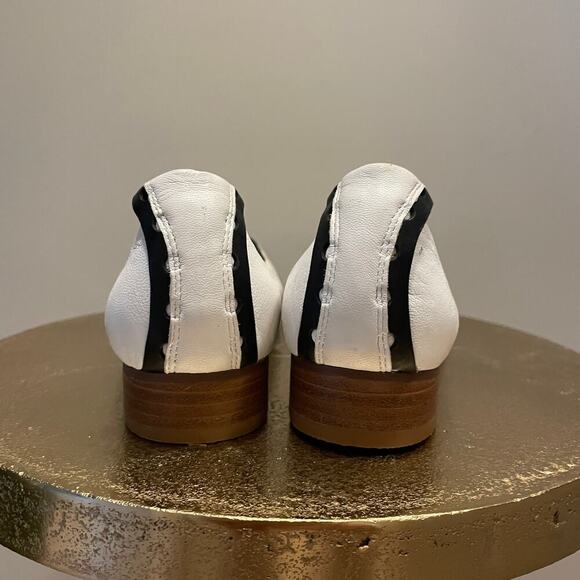Everybody by BZ Moda 7M (EU 37) Leather Flats | Rare White & Black Scalloped Vtg - Picture 5 of 10